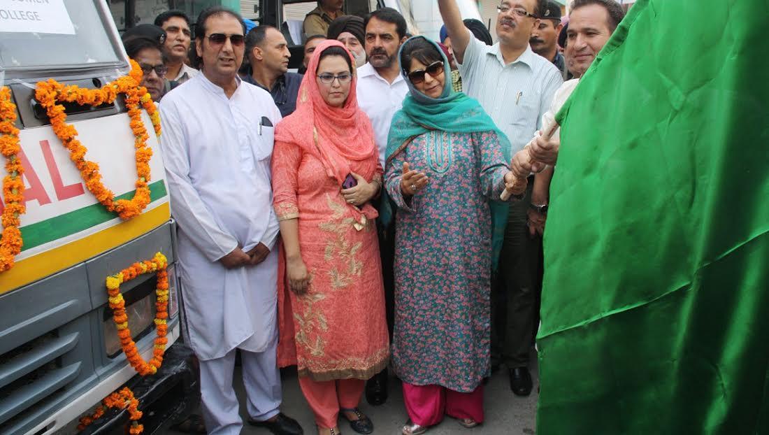 Chief Minister flags off maiden Ladies Special bus service in Jammu
